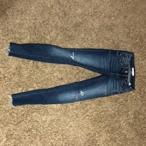 KanCan jeans size 24